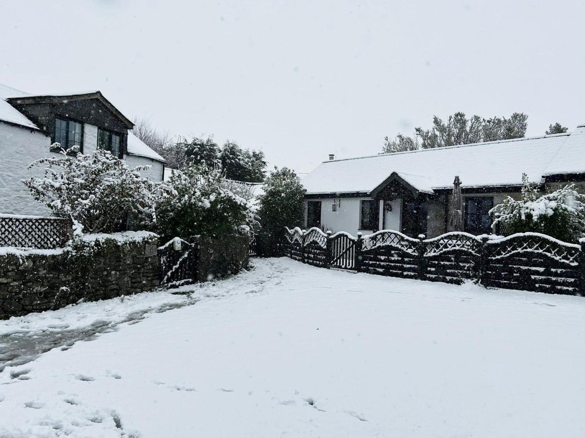 Hallagenna Cottages Bodmin Exterior photo